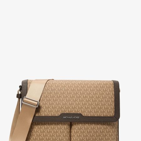 Michael Kors Pacey Medium Signature Logo Messenger Bag - Preorder — Camel