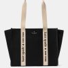 canvas-black-001