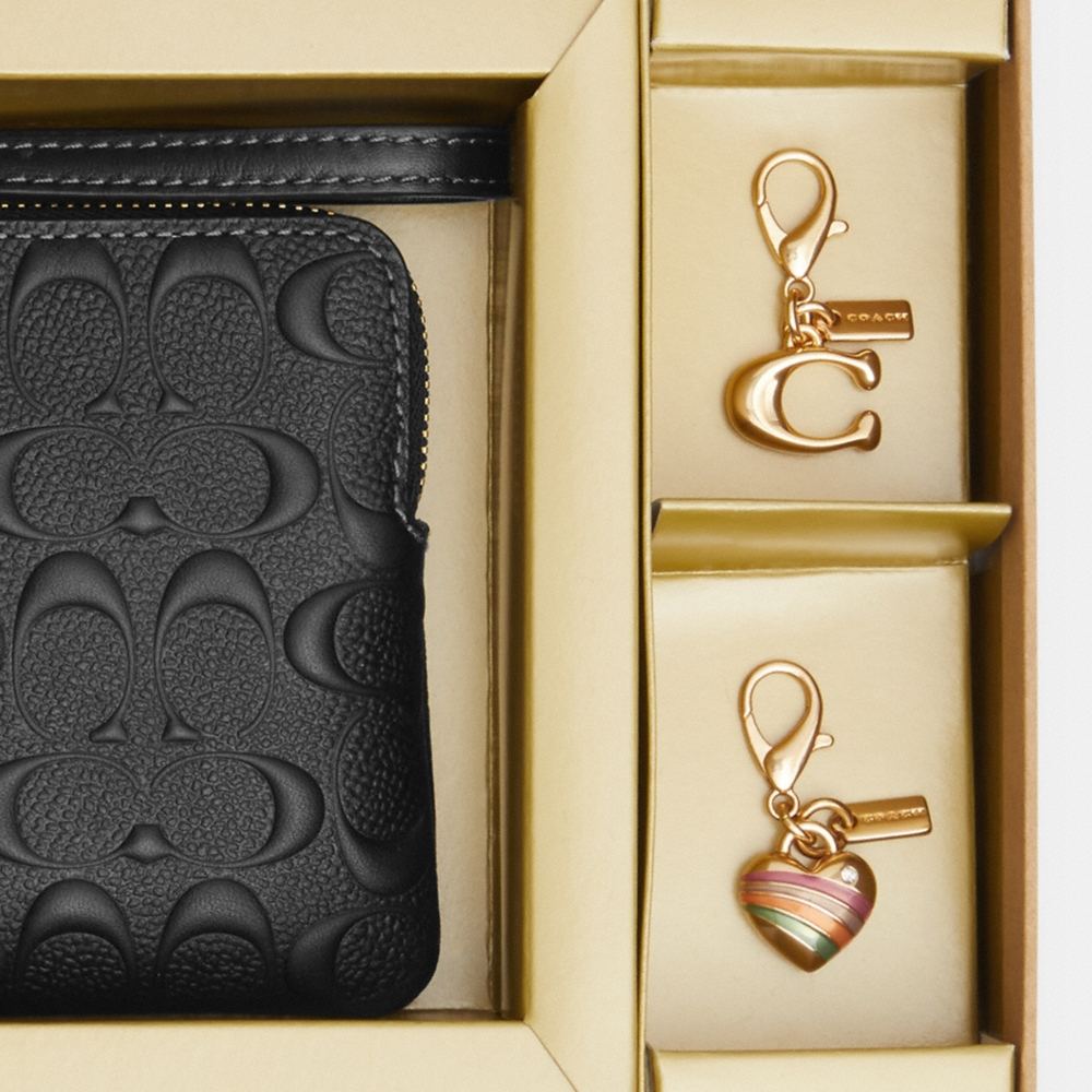 Coach Outlet Boxed Corner Zip Wristlet In Signature Leather - Preorder