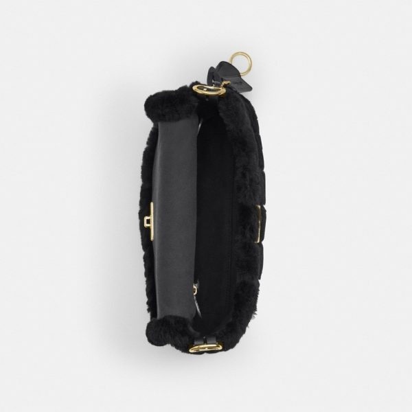 Coach Outlet Etta Small Flap Shoulder Bag In Shearling With Quilting - Preorder