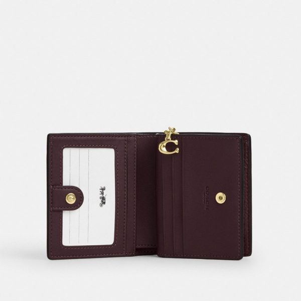 Coach Outlet Boxed Snap Wallet And Picture Frame Charm In Signature Leather - Preorder