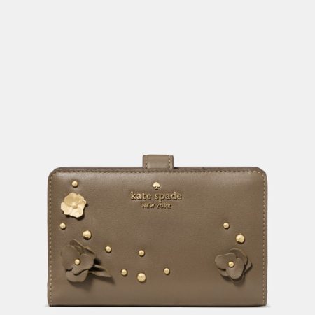 Kate Spade Outlet Smooth Embellishment Medium Compact Wallet - Preorder — Driftwood