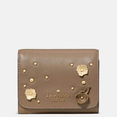 Kate Spade Outlet Smooth Embellishment Small L-Zip Flap Wallet - Preorder — Driftwood