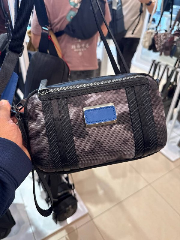 TUMI Small Clutch Crossbody - Outlet Physical Store - Preorder