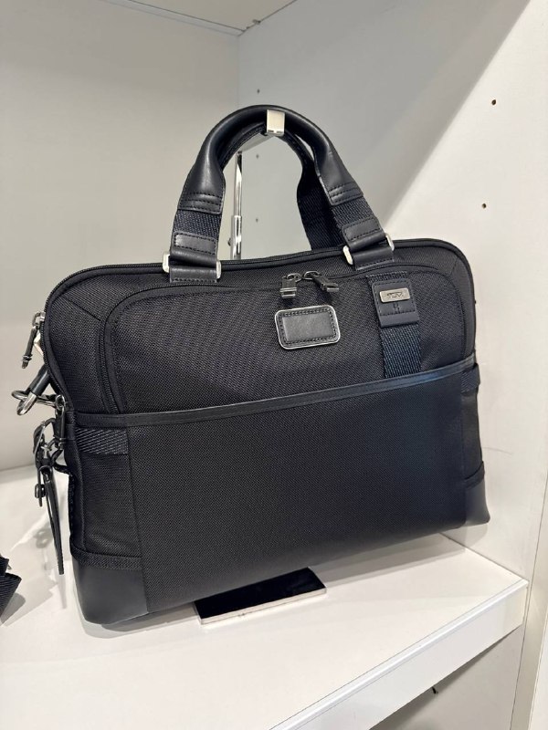 TUMI Edward Brief - Outlet Physical Store - Preorder