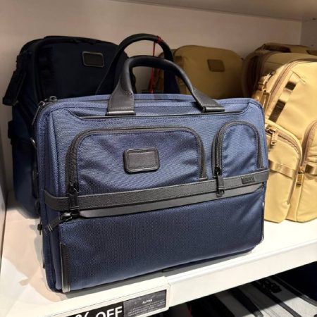 TUMI Expandable Organizer Laptop Brief - Outlet Physical Store - Preorder — Navy