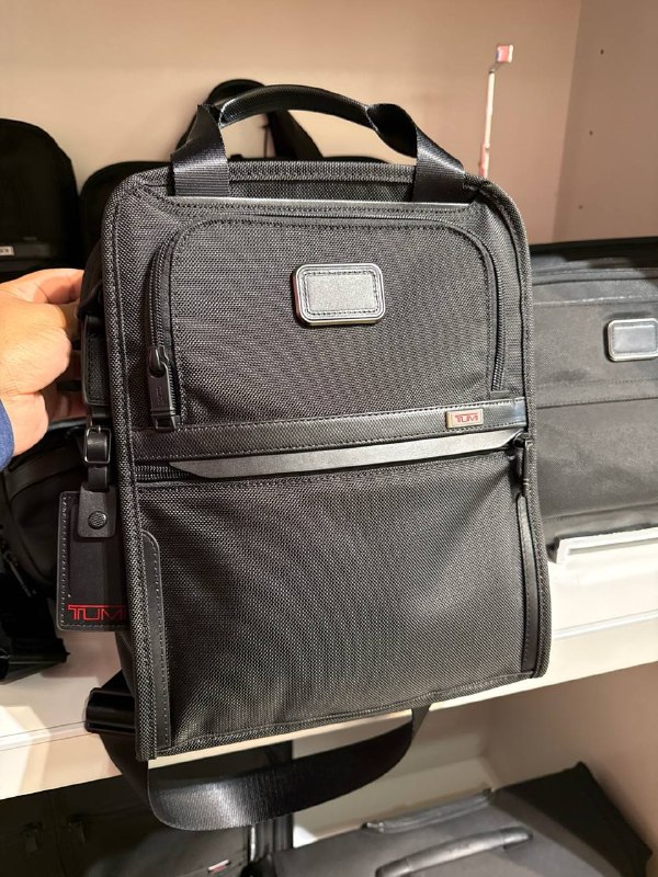 TUMI Medium Travel Tote - Outlet Physical Store - Preorder