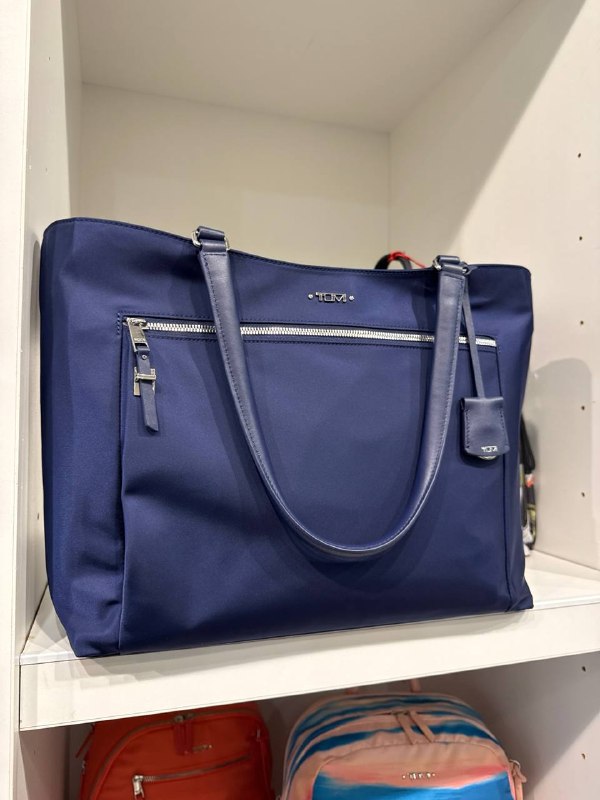 TUMI Catarina Large Tote - Outlet Physical Store - Preorder