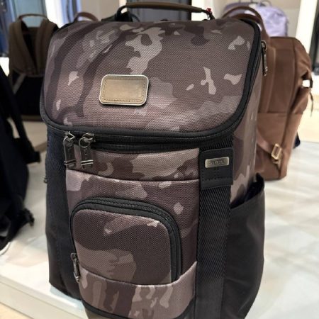 TUMI Thornhill Backpack - Outlet Physical Store - Preorder — Colour E675