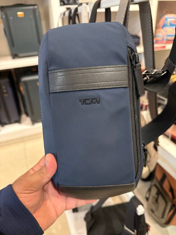 TUMI Scott Compact Sling - Outlet Physical Store - Preorder