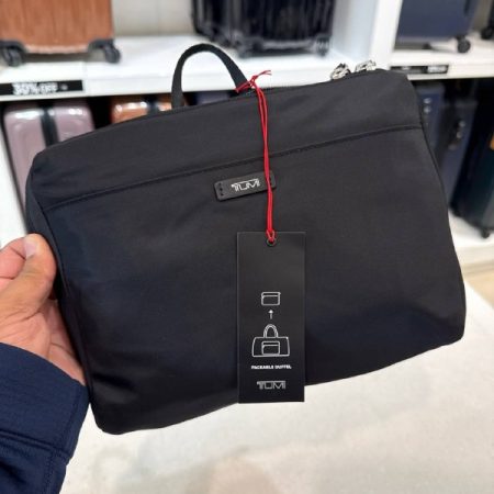 TUMI Packable Duffel - Outlet Physical Store - Preorder — Black